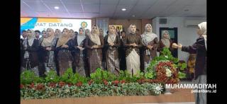 Perpisahan Kelas IX dan Wisuda Tahfiz I SMP Muhammadiyah 4 Digelar di Auditorium UMRI