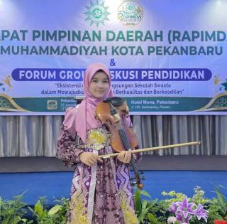 Xandria, Bintang Muda Muhammadiyah yang Mencuri Perhatian di Pembukaan Rapimda Muhammadiyah Pekanbaru